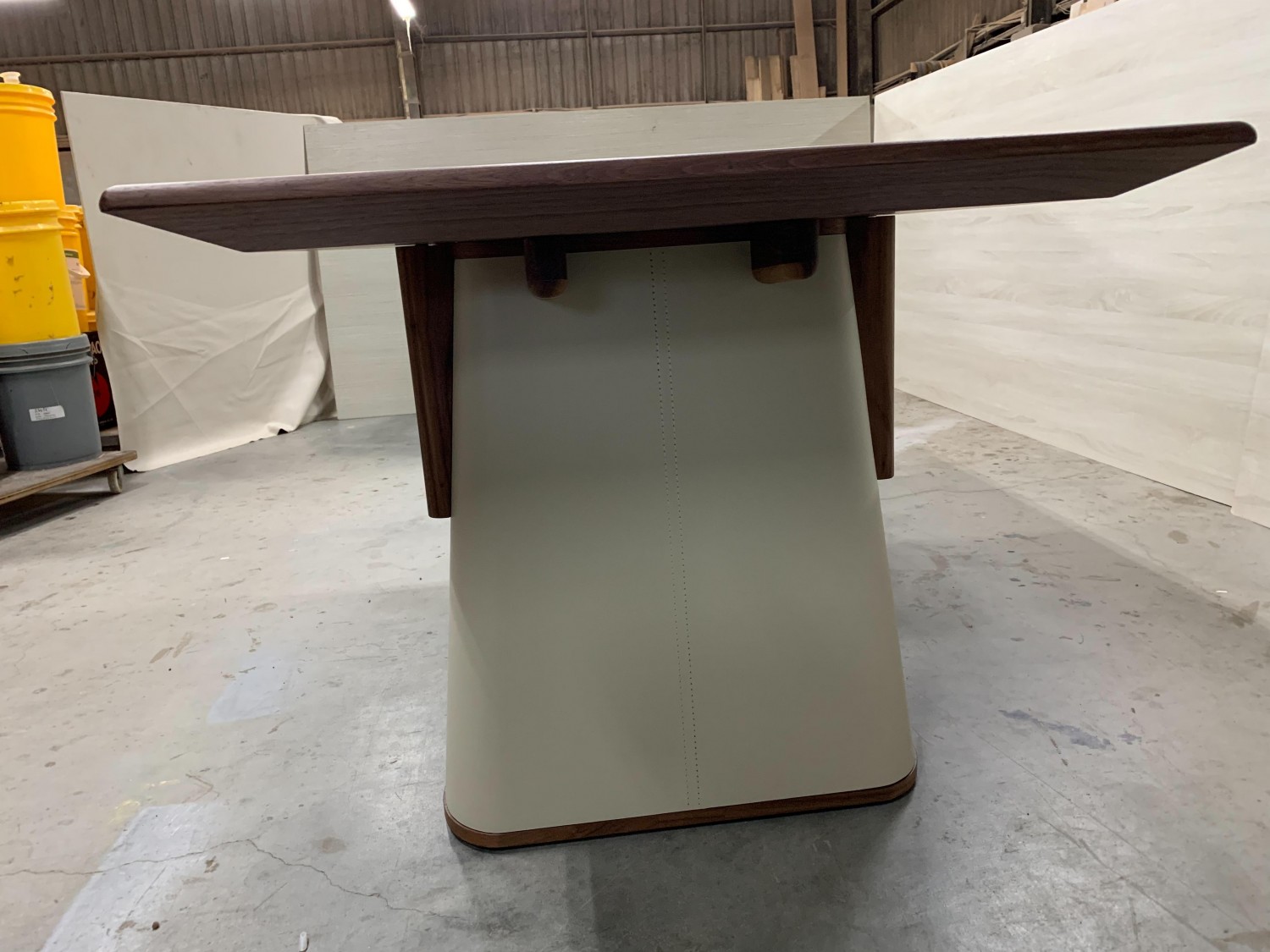 DE-0084客製化實木桌面特製桌腳材質